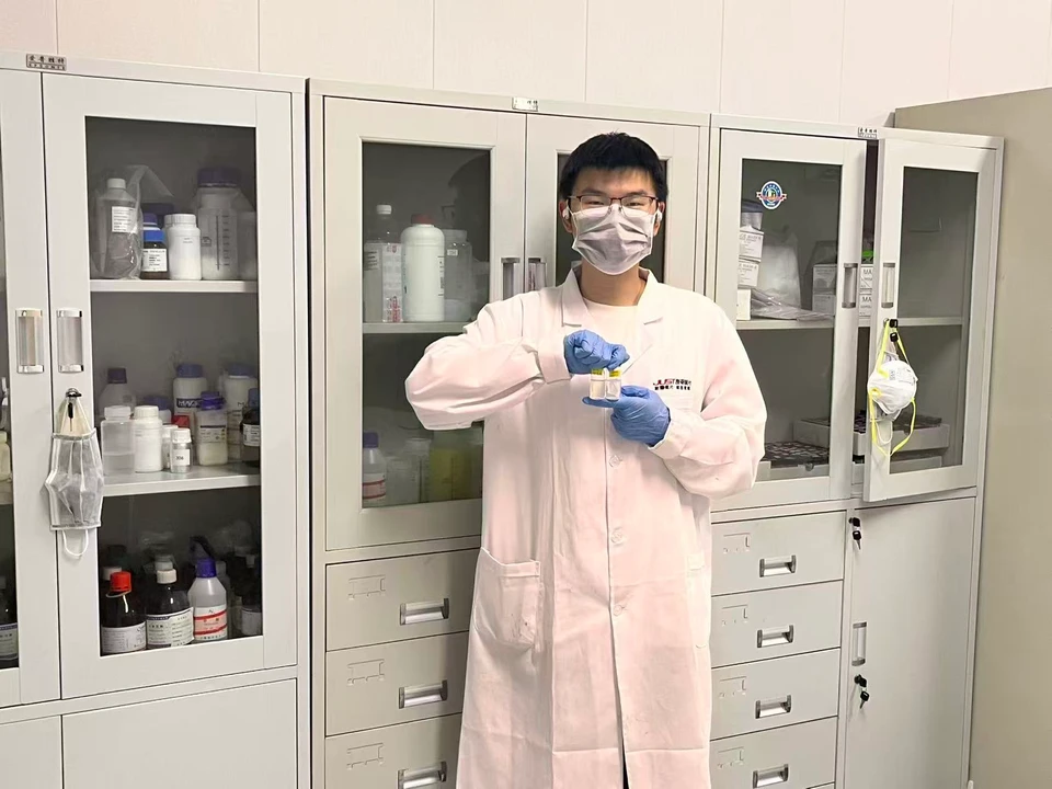 Lightarc Advances Lens Material Research with New Hard-Coating Technology