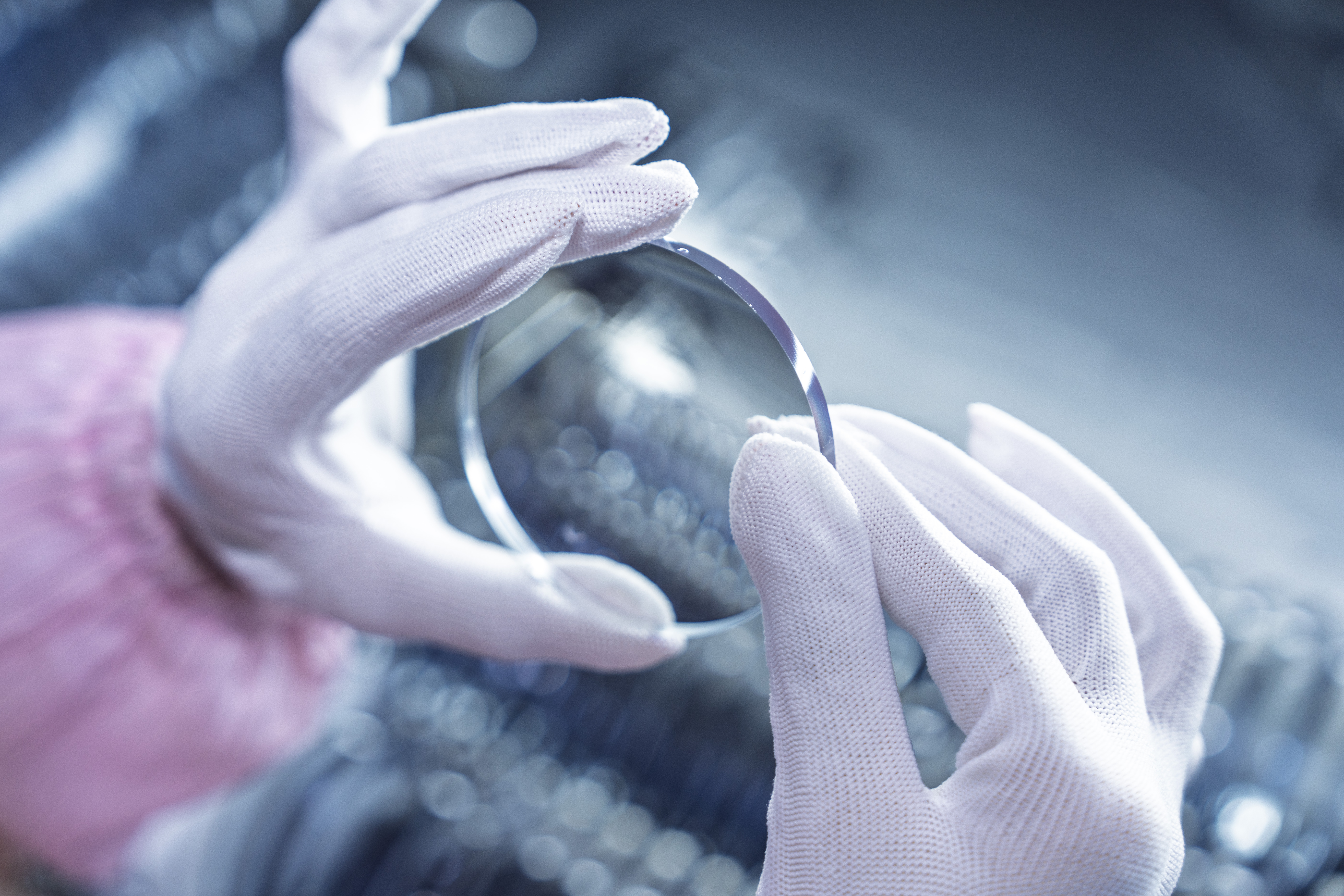 Explore CBCGLASSES precision optical lens technology